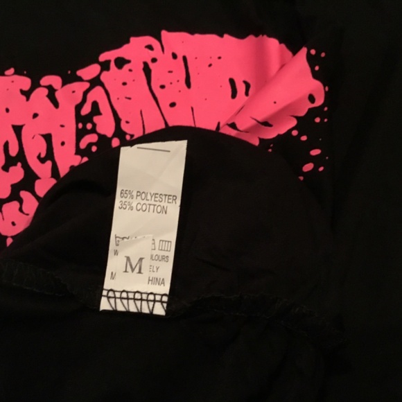 Women’s 80’s Inspired Halloween Costume - Lip Print T-Shirt - Picture 4 of 5